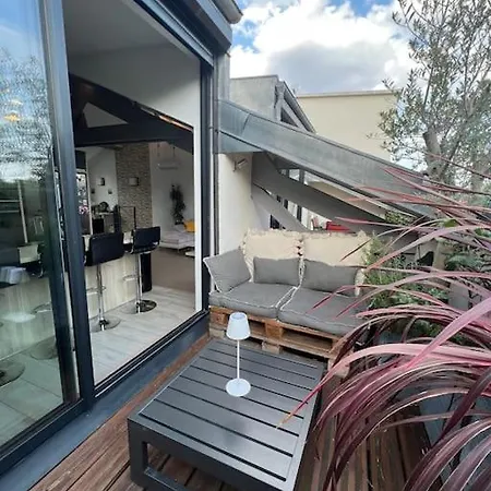 Superbe Loft Climatise Avec Terrasse A 4 Km Jo * Suresnes